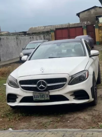 Mercedes-Benz C 300