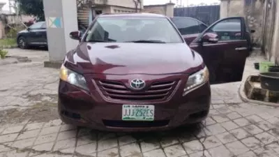 TOYOTA Camry