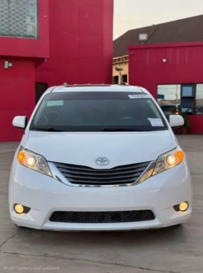 TOYOTA Sienna