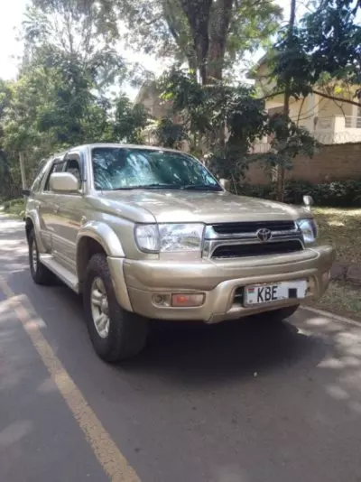 TOYOTA Hilux Surf