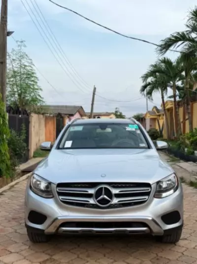 Mercedes-Benz GLC 300