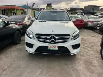 Mercedes-Benz GLE 400