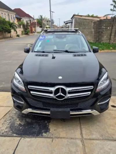 Mercedes-Benz GLE 350
