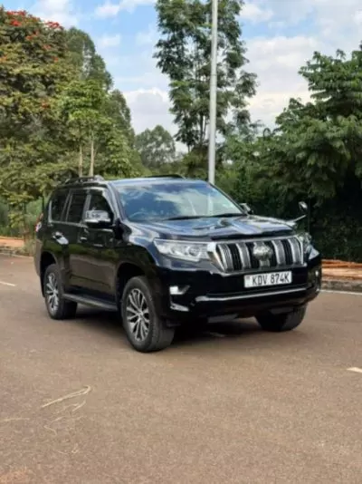TOYOTA Landcruiser Prado