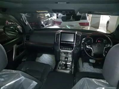 Toyota Landcruiser Prado