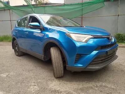 TOYOTA RAV 4