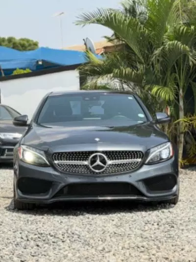 Mercedes-Benz C 300