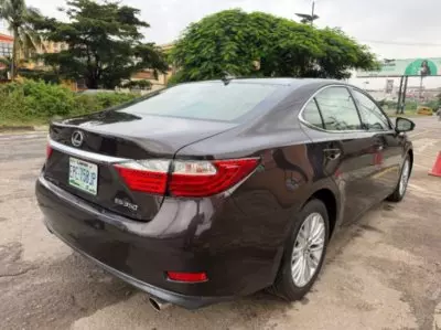 Lexus ES 350