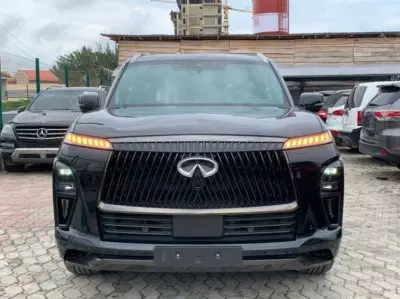 Infiniti QX80