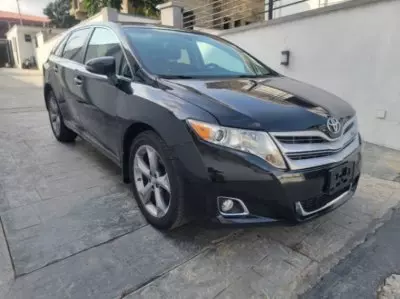 TOYOTA Venza