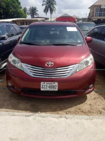 Toyota Sienna