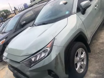 TOYOTA RAV 4