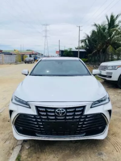TOYOTA Avalon