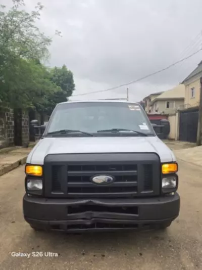 Ford E 150