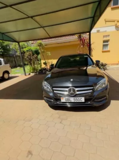 Mercedes-Benz C200