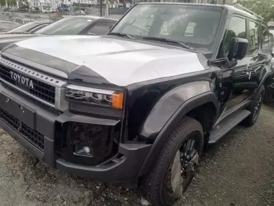 TOYOTA Prado