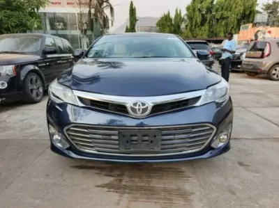 TOYOTA Avalon