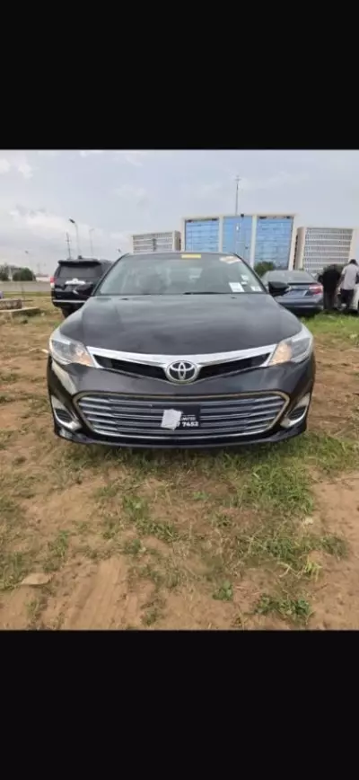 TOYOTA Avalon