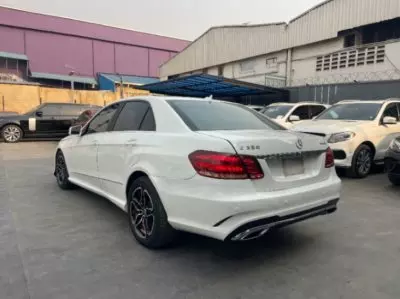 Mercedes-Benz E350