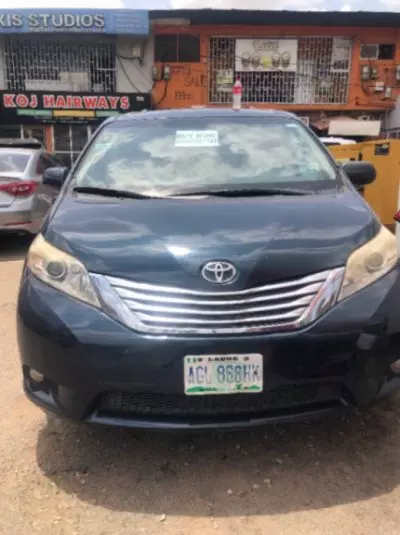 Toyota Sienna