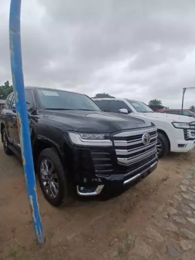 TOYOTA LANDCRUISER VXR