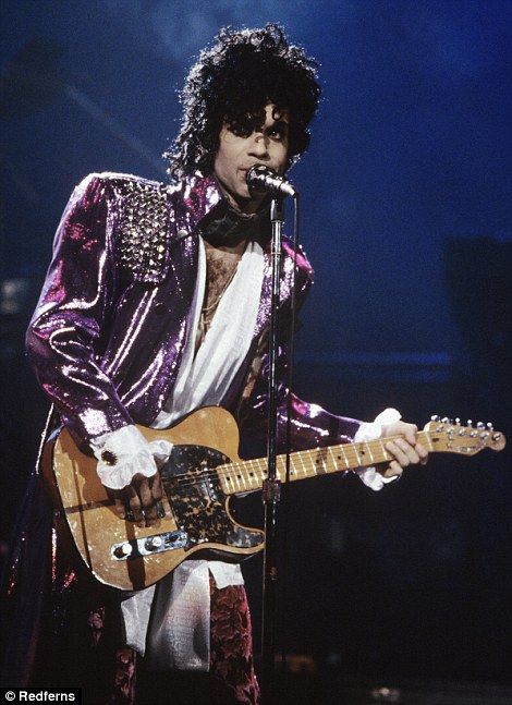 33680C6C00000578-3552300-The_superstar_musician_combined_rock_R_B_soul_and_hip_hop_to_cre-a-82_1461260421828