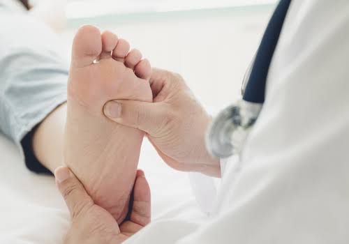 ACQUIRED NEUROPATHIES: FROM CLASSIFICATION TO CLINICAL MANAGEMENT AND INVESTIGATION TECHNIQUES