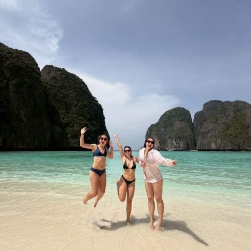 Phi Phi Island Tour and Maya Bay