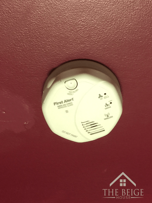 Smoke detector on the wall