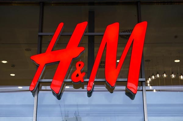 h&m logo