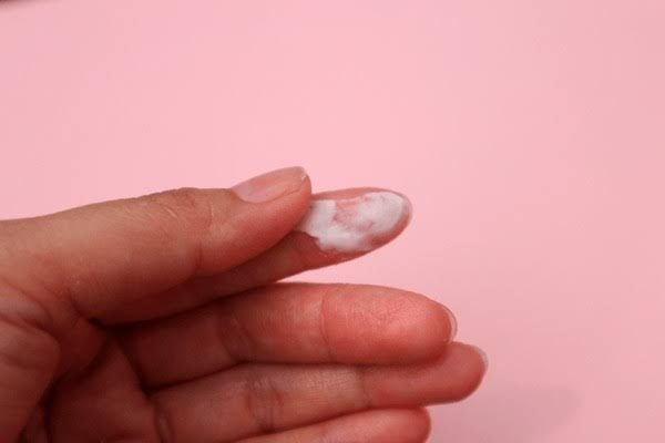 HOW TO TELL IF YOUR VAGINAL DISCHARGE IS HEALTHY OR AN INFECTION