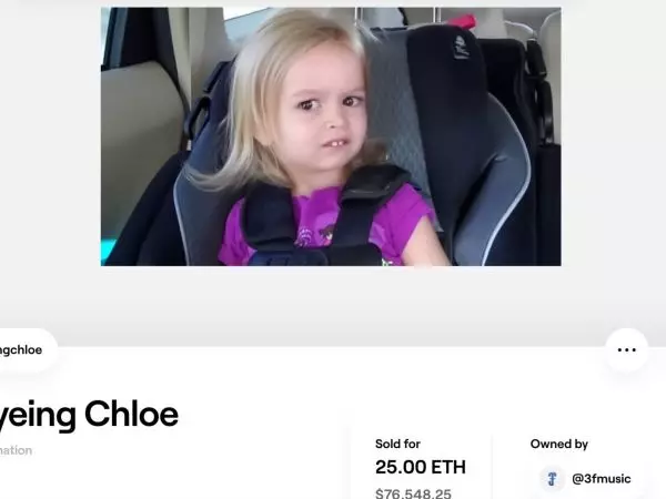 Side-Eyeing Chloe 
