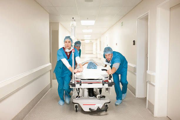 DURING AN EMERGENCY, A HEALTHCARE PROVIDER MUST DECIDE WHETHER TO TREAT AN UNCONSCIOUS INDIVIDUAL WHO HAS NO IDENTIFICATION OR KNOWN MEDICAL HISTORY DURING AN EMERGENCY, A HEALTHCARE PROVIDER MUST DECIDE WHETHER TO TREAT AN UNCONSCIOUS INDIVIDUAL WHO HAS NO IDENTIFICATION OR KNOWN MEDICAL HISTORY
