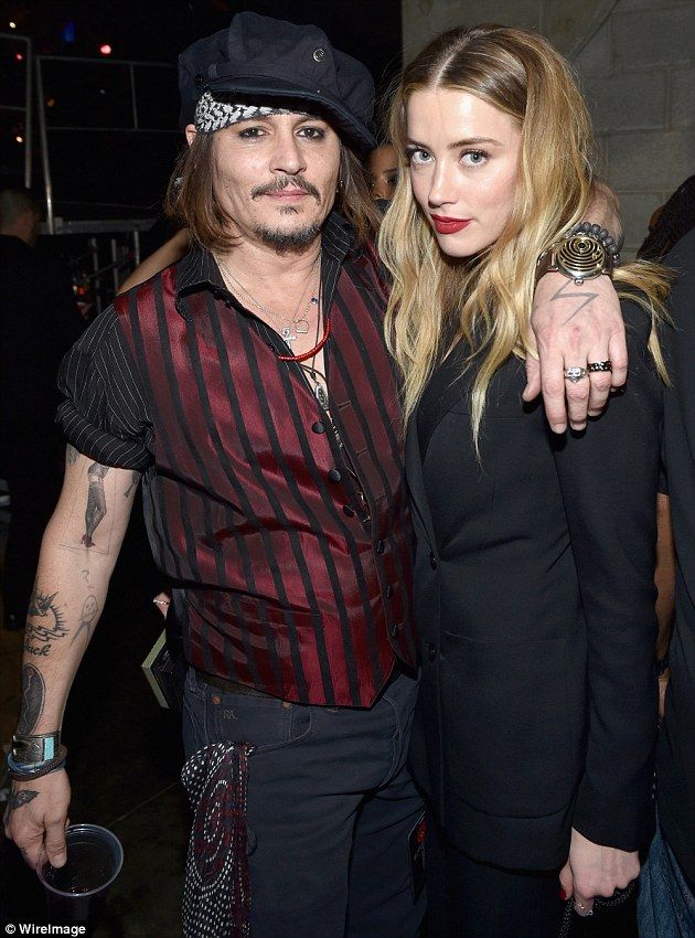349E9CAF00000578-3609754-Troubled_On_February_16_Amber_was_backstage_at_the_Grammys_in_LA-m-12_1464254318680