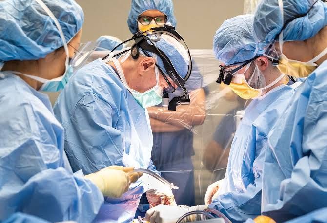 SURGICAL ASPECTS OF CORONARY ARTERY DISEASE AND VALVULAR HEART DISEASE SURGICAL ASPECTS OF CORONARY ARTERY DISEASE AND VALVULAR HEART DISEASE