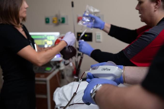 EMERGENCY CARE FOR VOMITING BLOOD: WHAT TO DO EMERGENCY CARE FOR VOMITING BLOOD: WHAT TO DO