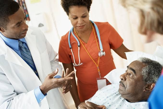 THE RISK OF LIVER DISEASE IN NON-LIVER TRANSPLANT PATIENTS