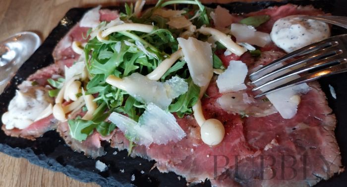 Pairing Sparkling Wine with Wagyu: A Cut-by-Cut Guide