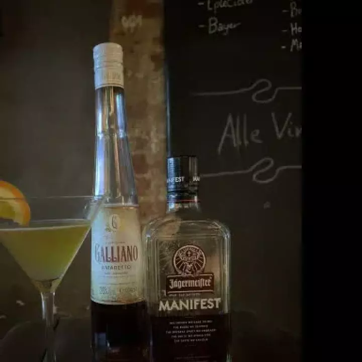 Manifesting the amaretto