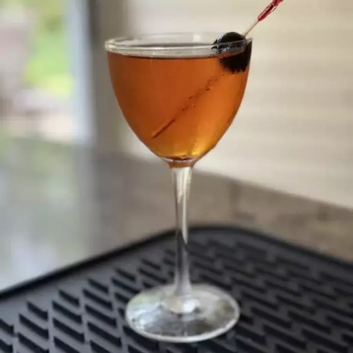Amber Manhattan (DJS)
