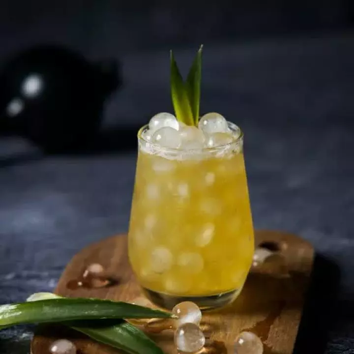 Flying tiki