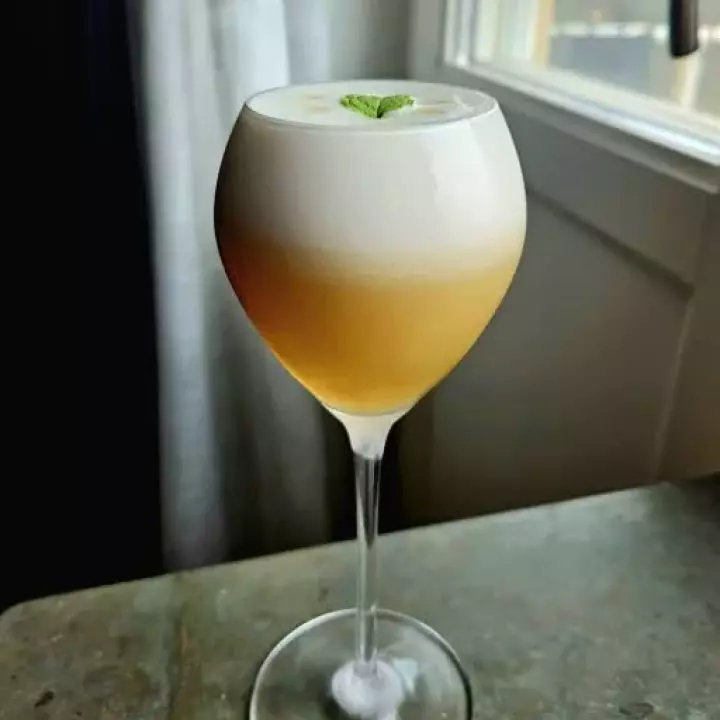 Cloudberry Sour