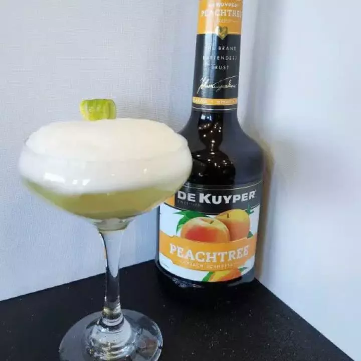 White Peach Lady