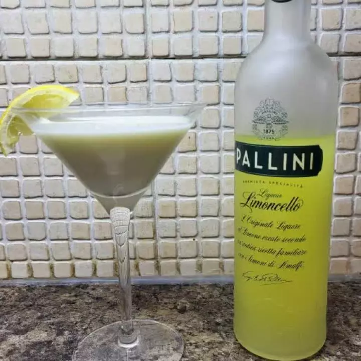 Limoncello Meringue Pie-llini