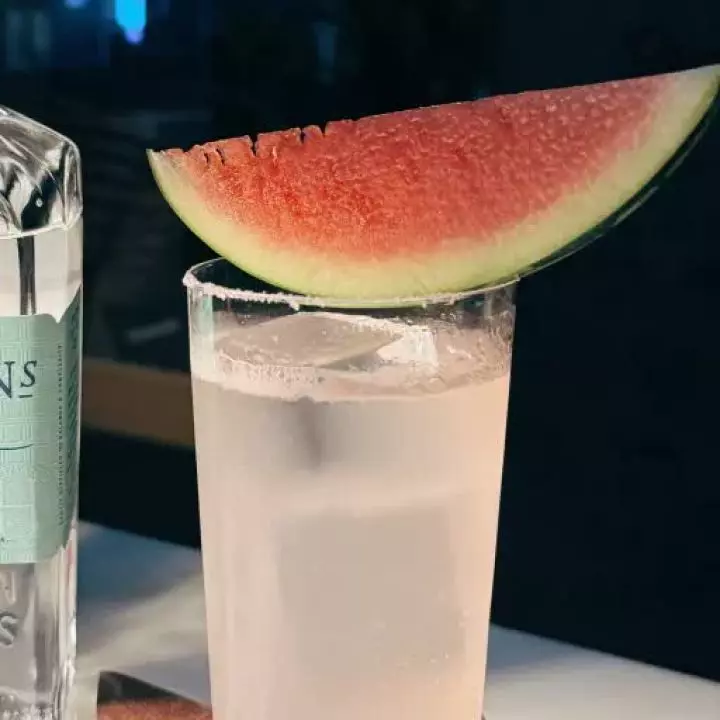 Rosé Tom
