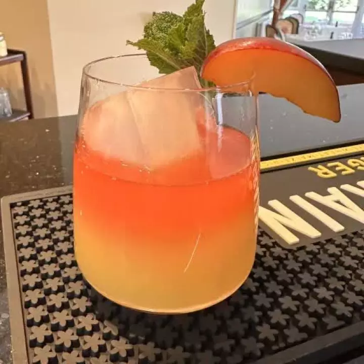 Peachy Paradise