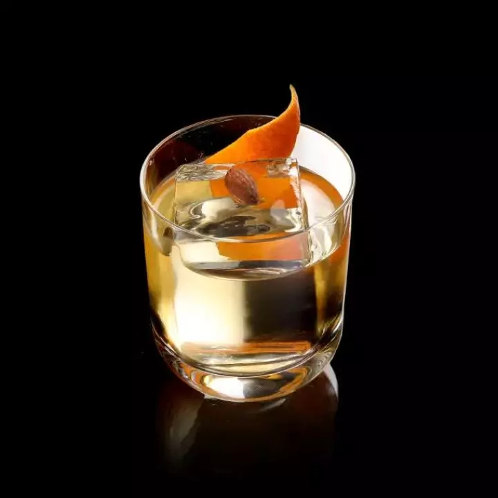 Añejo Almond Old Fashioned