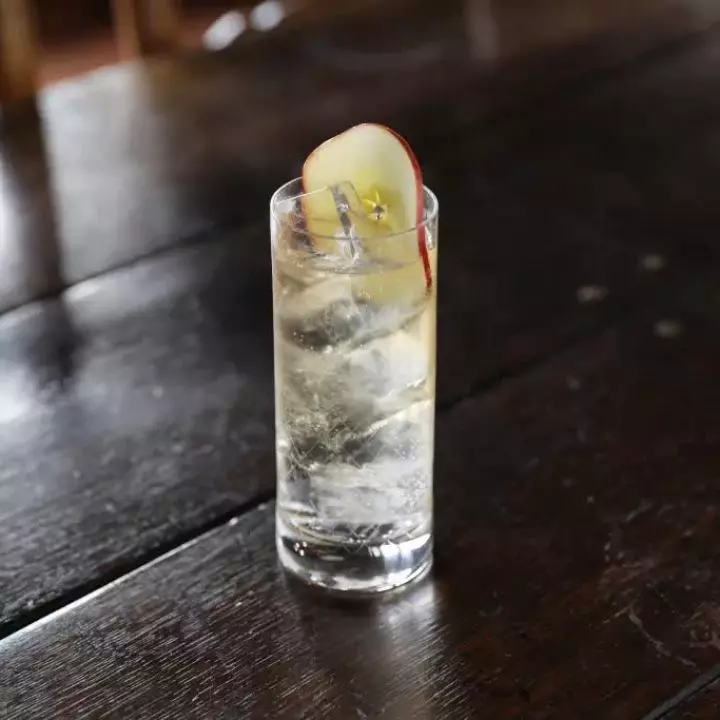 Calvados & Tonic