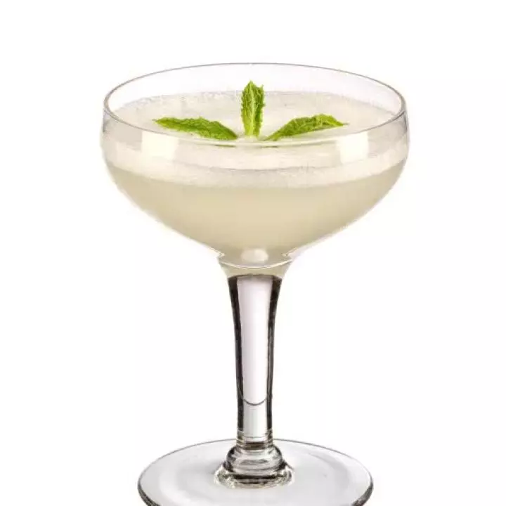 Fresh White Lady cocktail