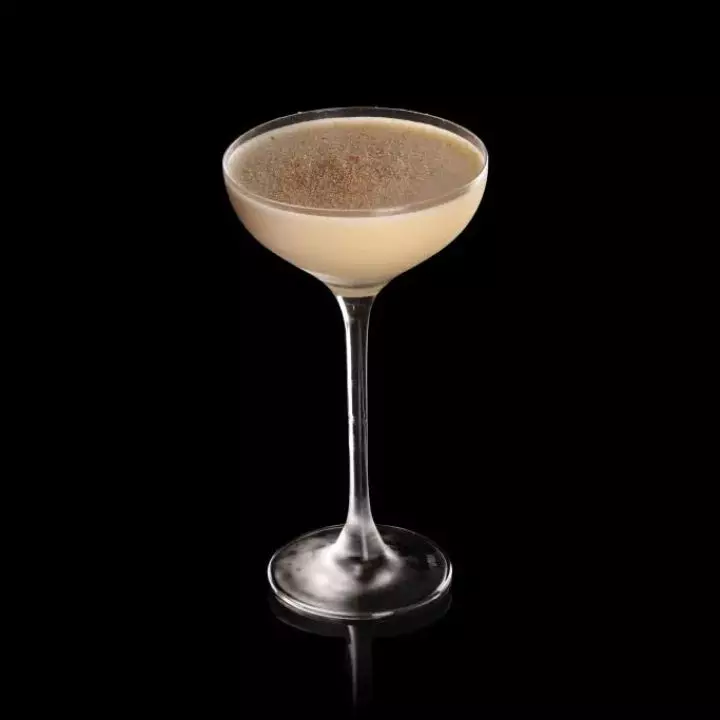 Bee's Knees (with rum & cream)
